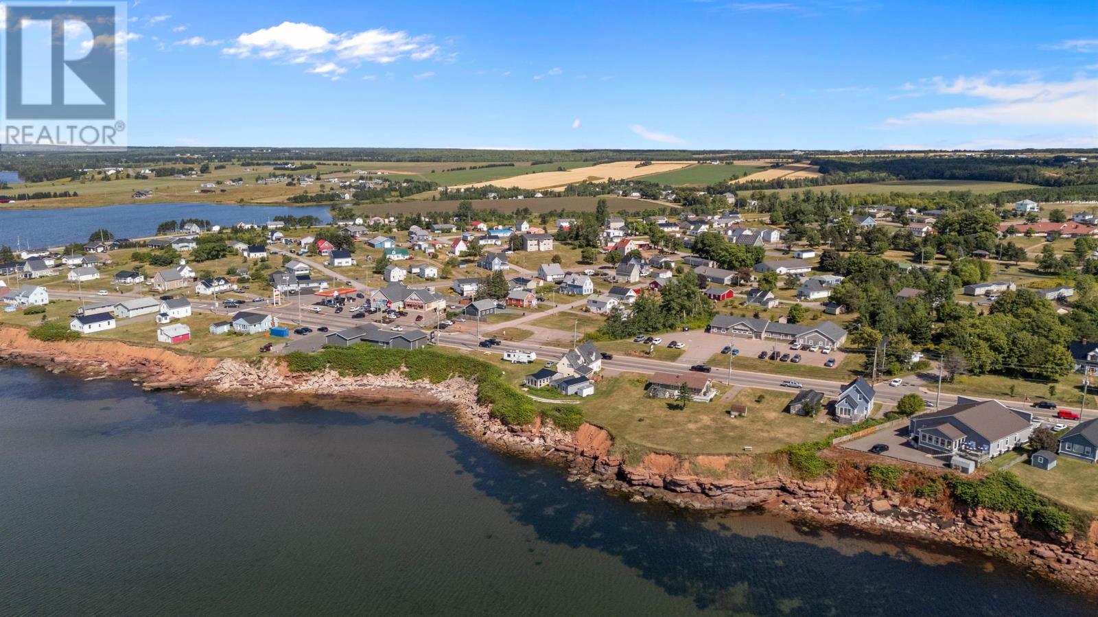 45 Main Street, Souris, Prince Edward Island  C0A 2B0 - Photo 15 - 202520748