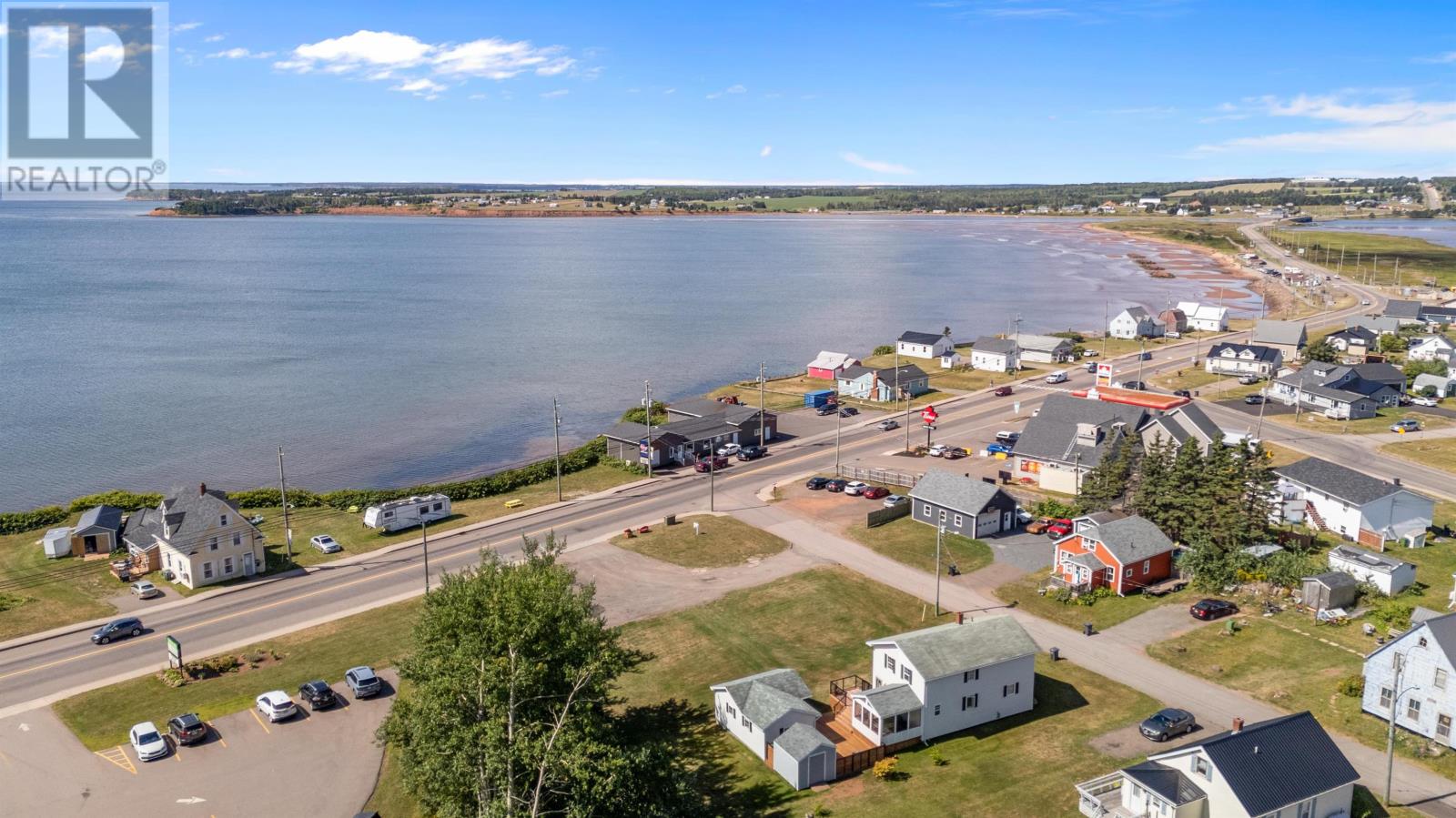 45 Main Street, Souris, Prince Edward Island  C0A 2B0 - Photo 4 - 202520748