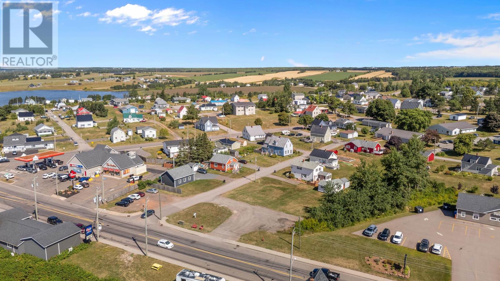 45 Main Street, Souris, Prince Edward Island  C0A 2B0 - Photo 8 - 202520748