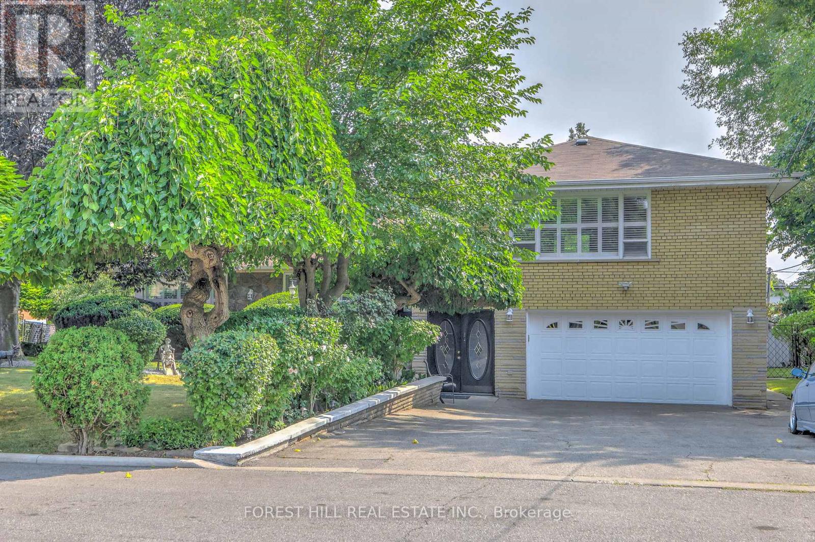Property at 89 PORTAGE AVENUE image 1