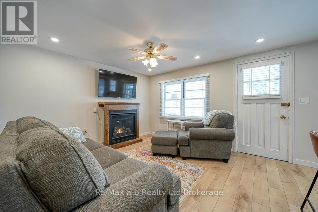 115 Erie Boulevard, Norfolk, Ontario  N0E 1M0 - Photo 9 - X11980176