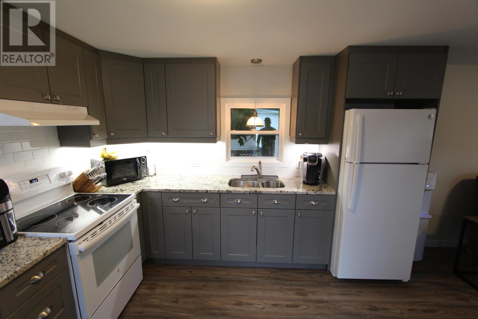 Property at 83 Evergreen Village image 3