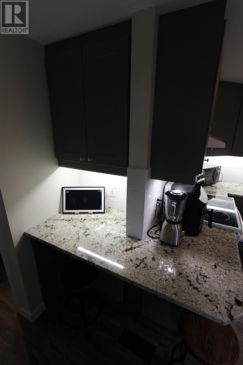 Property at 83 Evergreen Village image 4