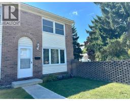 885 CARLETON PLACE Unit# 1, Sarnia, Ontario