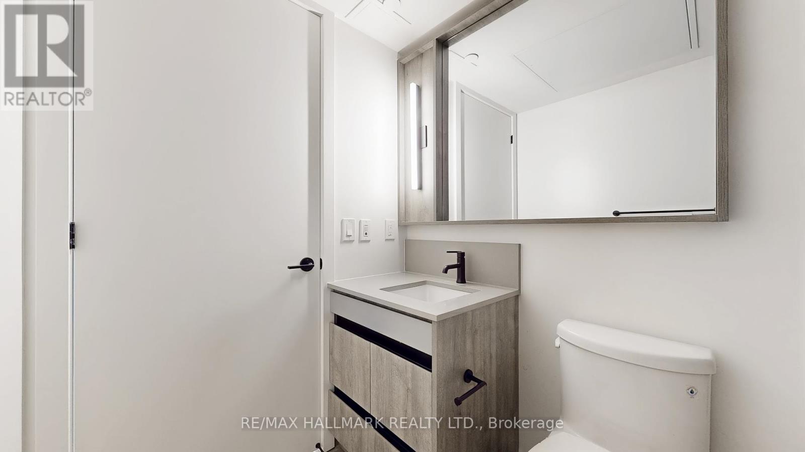 709 - 5 Lakeview Avenue, Toronto, Ontario  M6J 0H3 - Photo 18 - C12357471