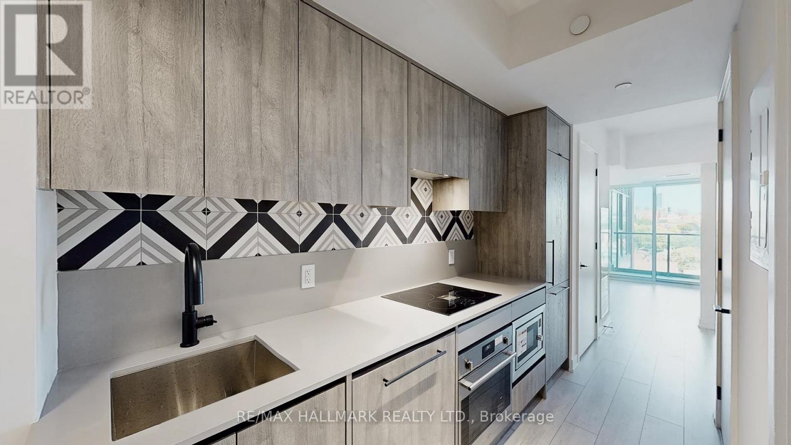 709 - 5 Lakeview Avenue, Toronto, Ontario  M6J 0H3 - Photo 6 - C12357471