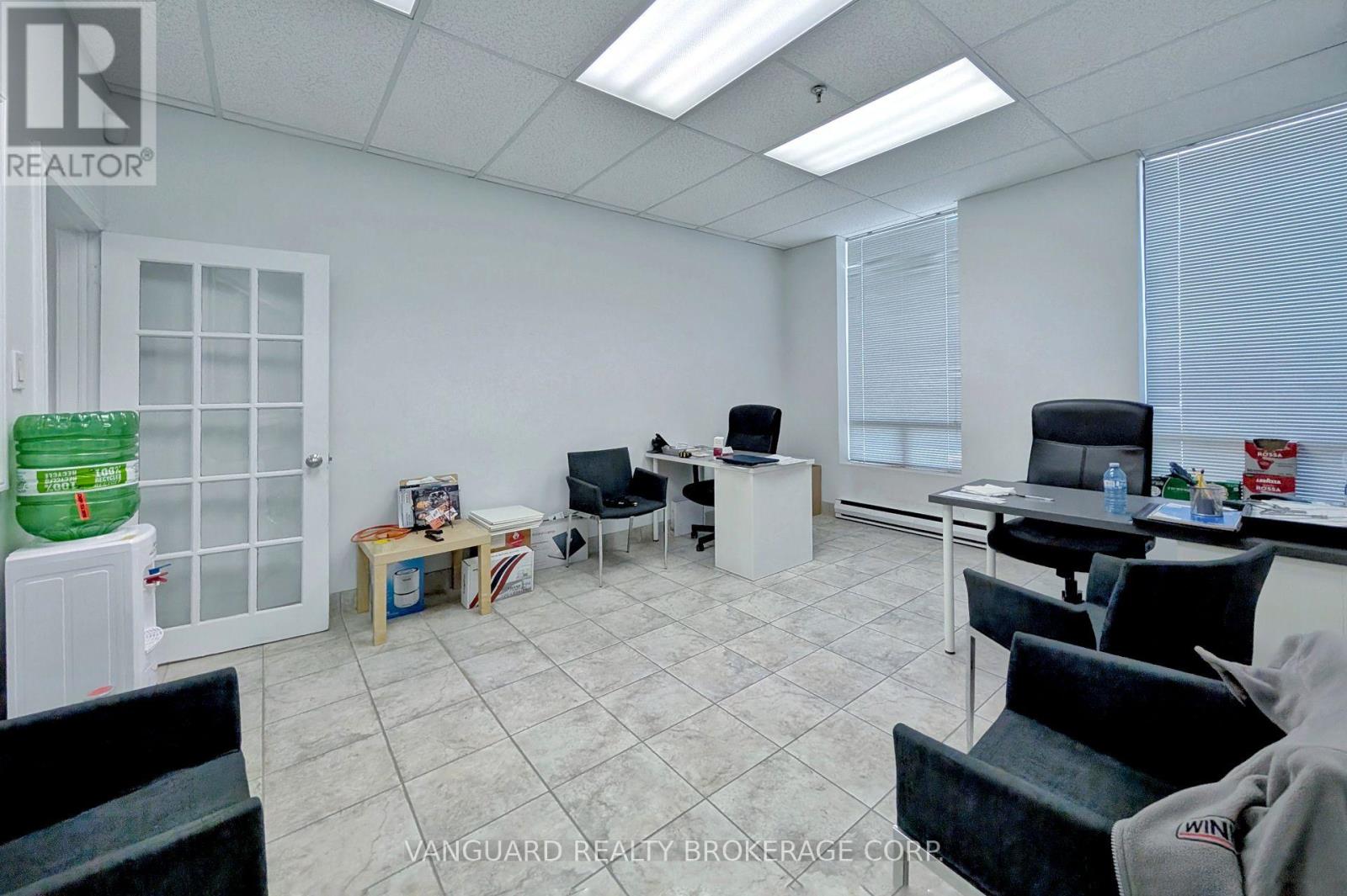 13 - 20 Baywood Road, Toronto, Ontario  M9V 4A8 - Photo 13 - W12352358