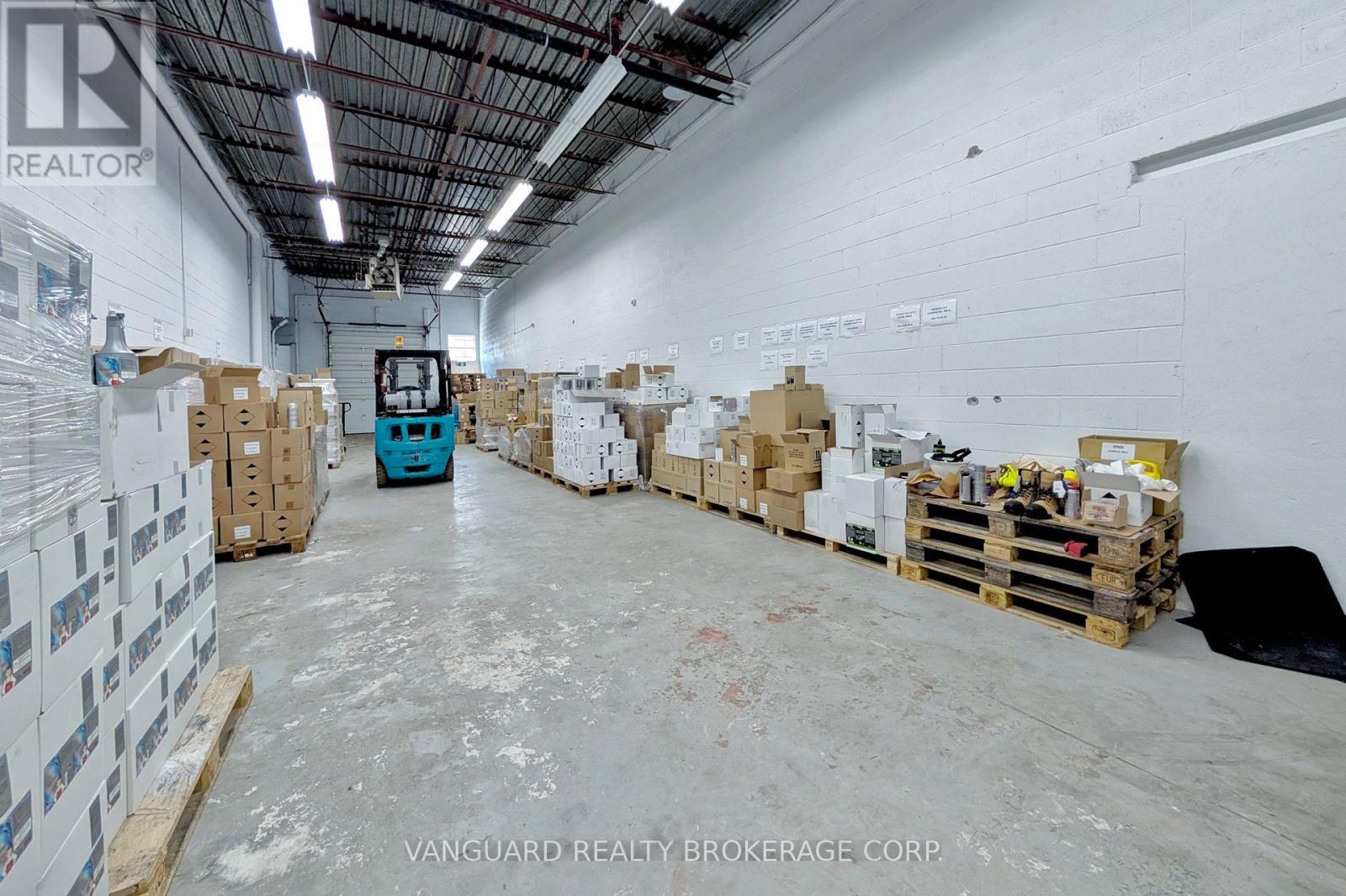 13 - 20 Baywood Road, Toronto, Ontario  M9V 4A8 - Photo 17 - W12352358