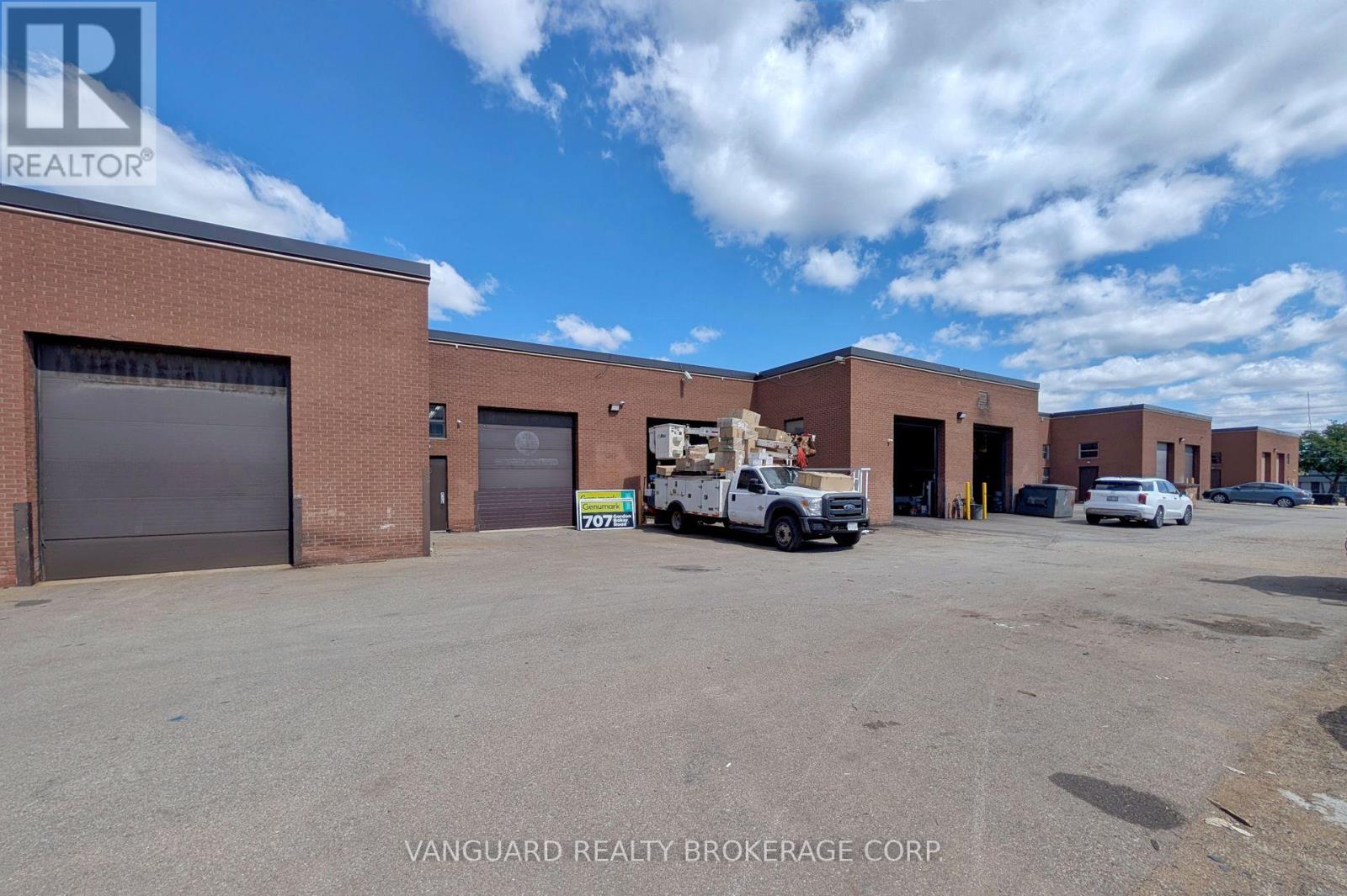13 - 20 Baywood Road, Toronto, Ontario  M9V 4A8 - Photo 24 - W12352358