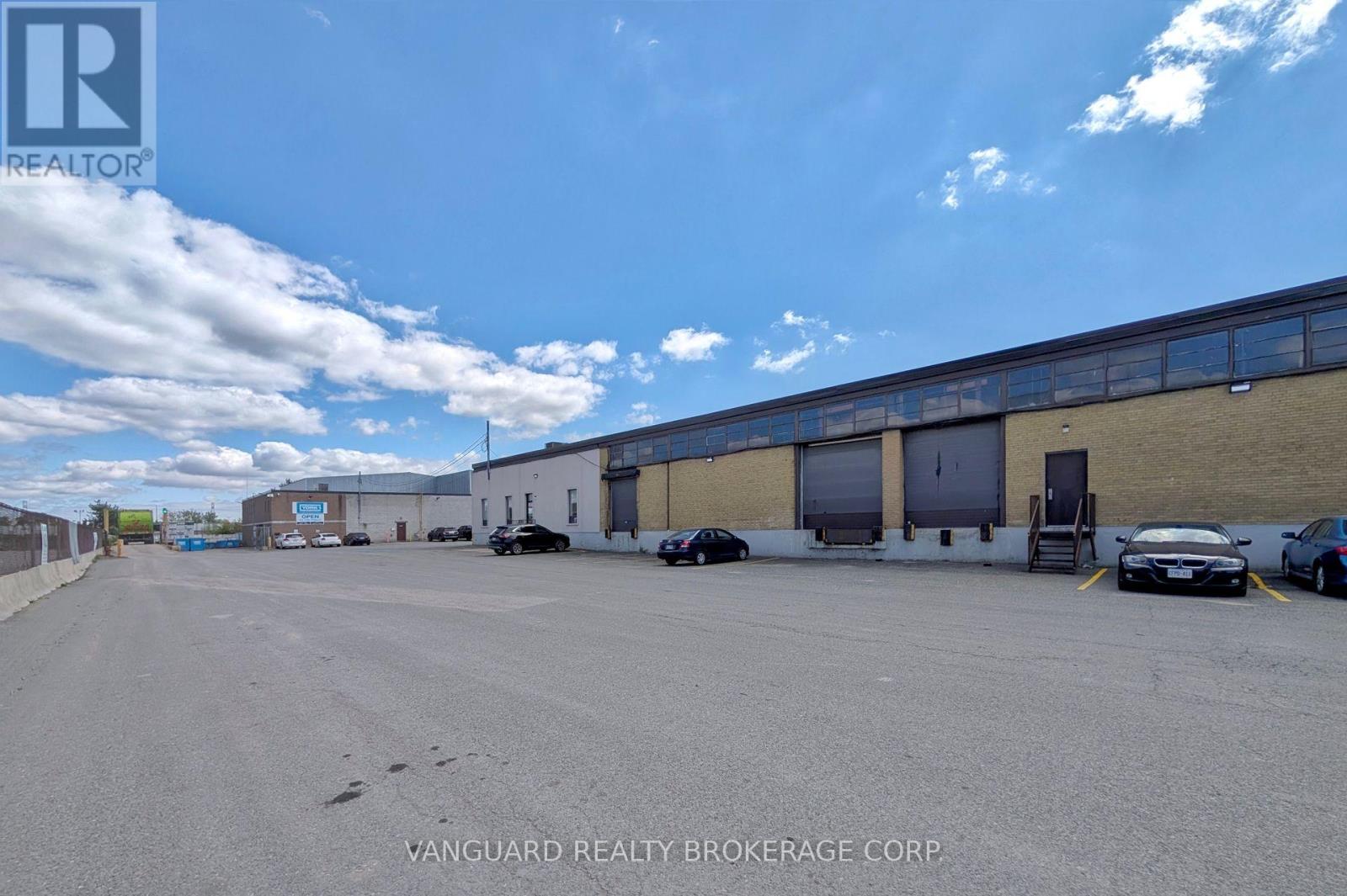 3-4 - 63 Medulla Avenue, Toronto, Ontario  M8Z 5L6 - Photo 5 - W8324172