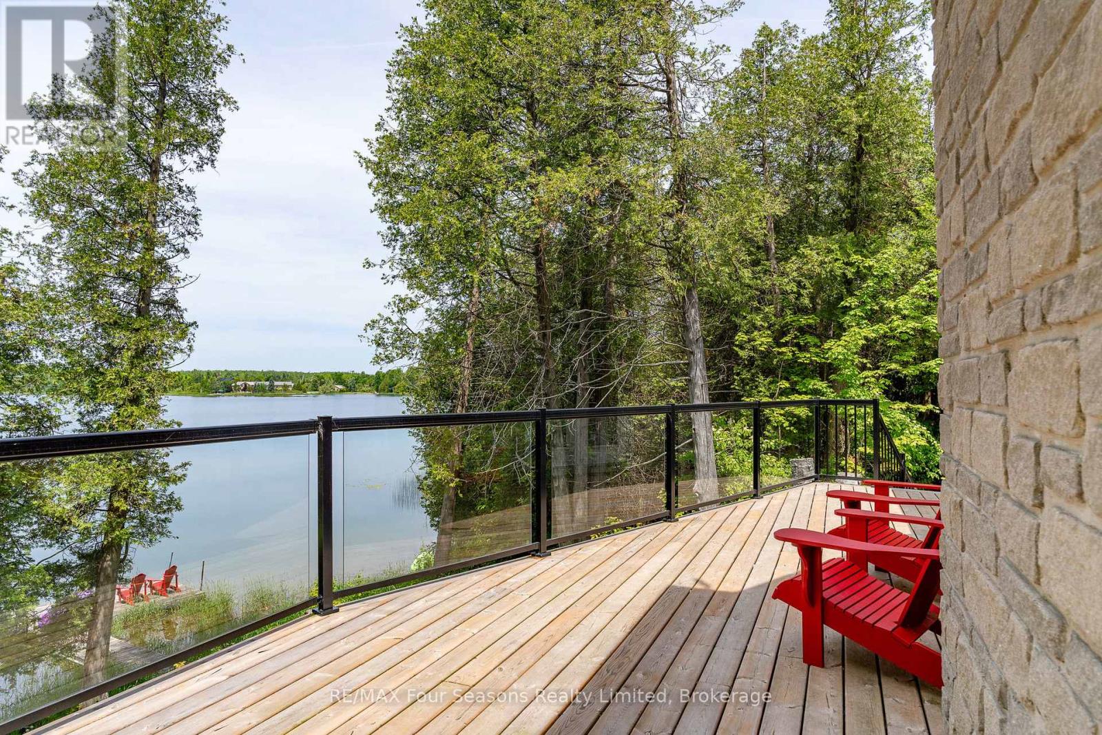 188 Highpoint Crescent, Grey Highlands, Ontario  N0C 1M0 - Photo 5 - X12353075