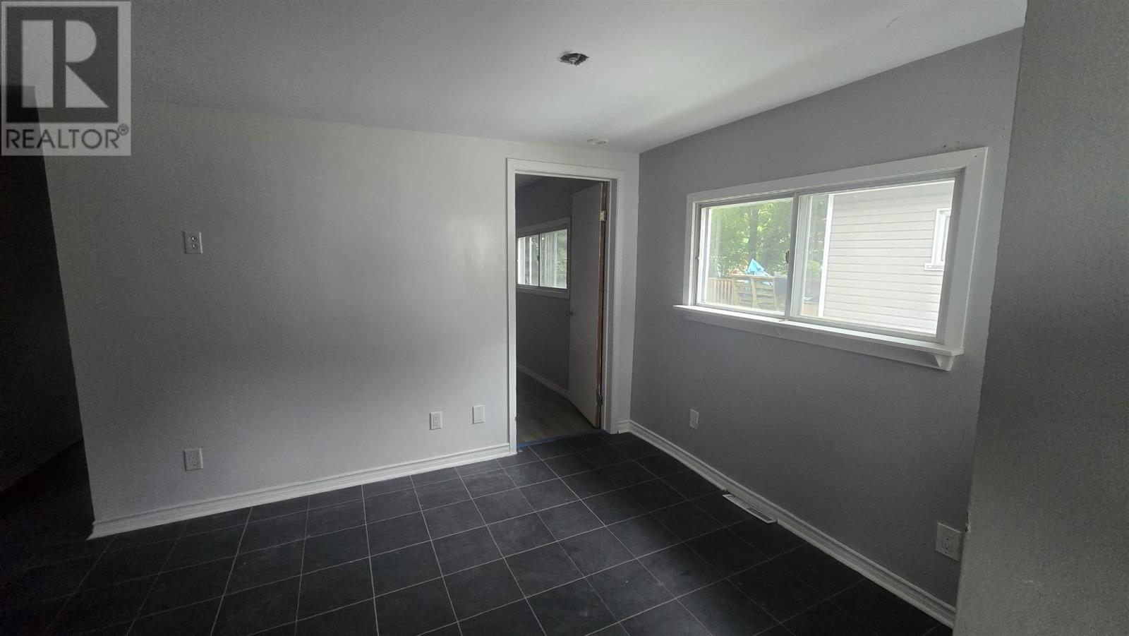 412 Northland Rd, Sault Ste. Marie, Ontario  P6C 3N6 - Photo 8 - SM252079