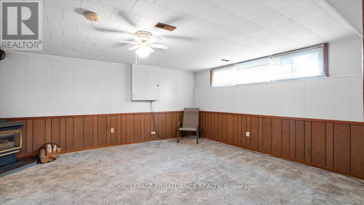 14 Connolly Avenue, Quinte West, Ontario  K8V 5T4 - Photo 23 - X12358671