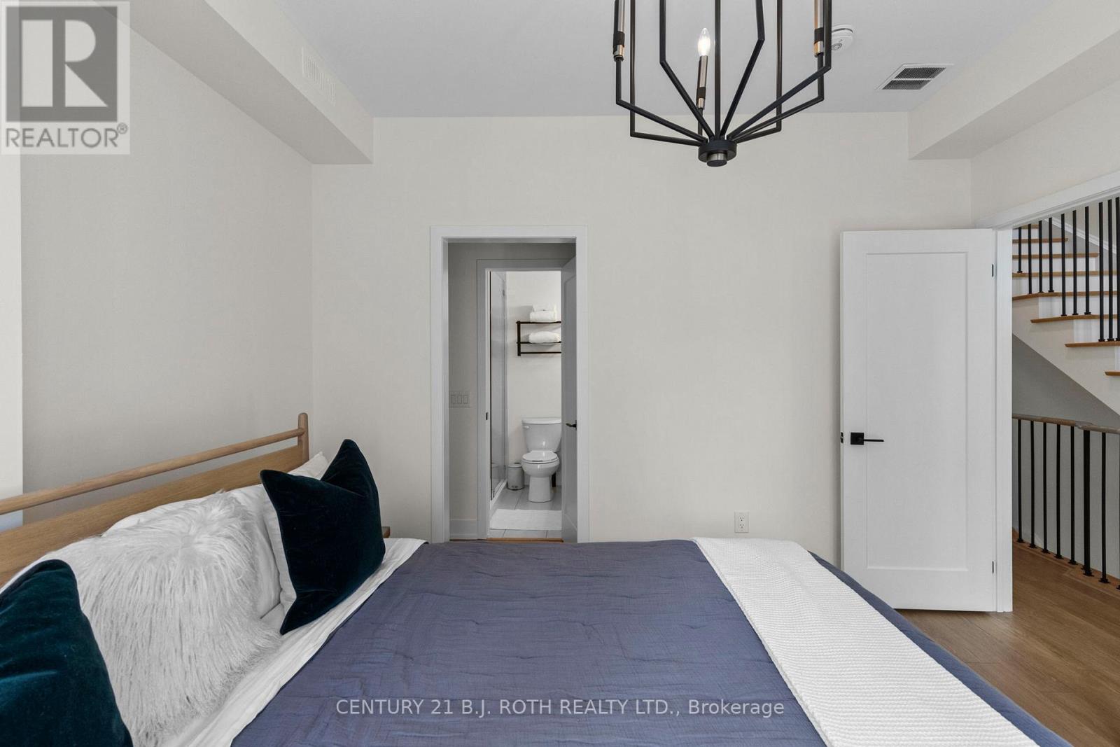 8 Bru-Lor Lane, Orillia, Ontario  L3V 8P4 - Photo 30 - S12250076