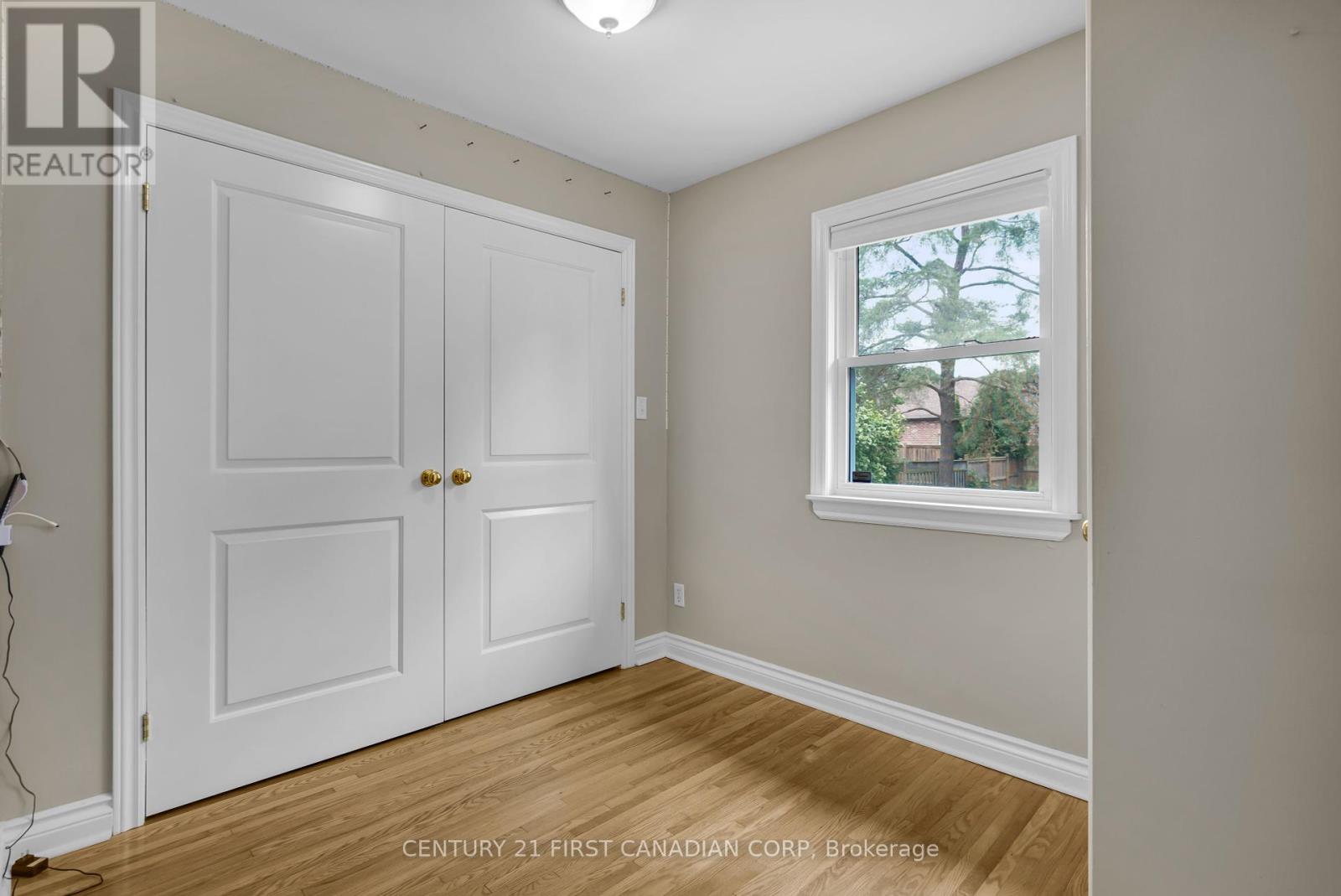 Upper - 638 Tennent Avenue, London North, Ontario  N5X 1L6 - Photo 24 - X12358655