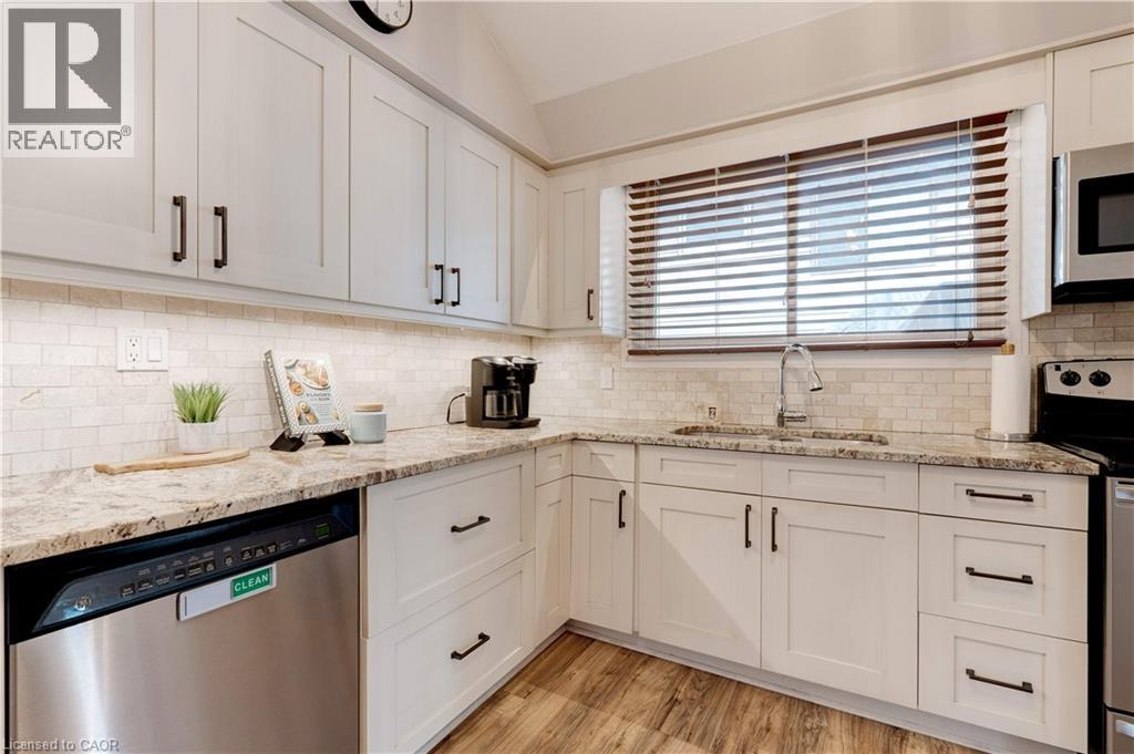 26 Madoc Street, Stoney Creek, Ontario  L8E 3S7 - Photo 11 - 40761121