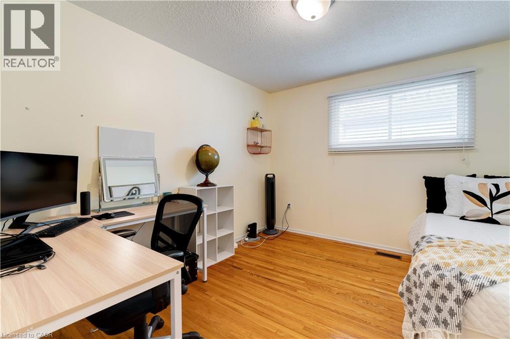 26 Madoc Street, Stoney Creek, Ontario  L8E 3S7 - Photo 16 - 40761121