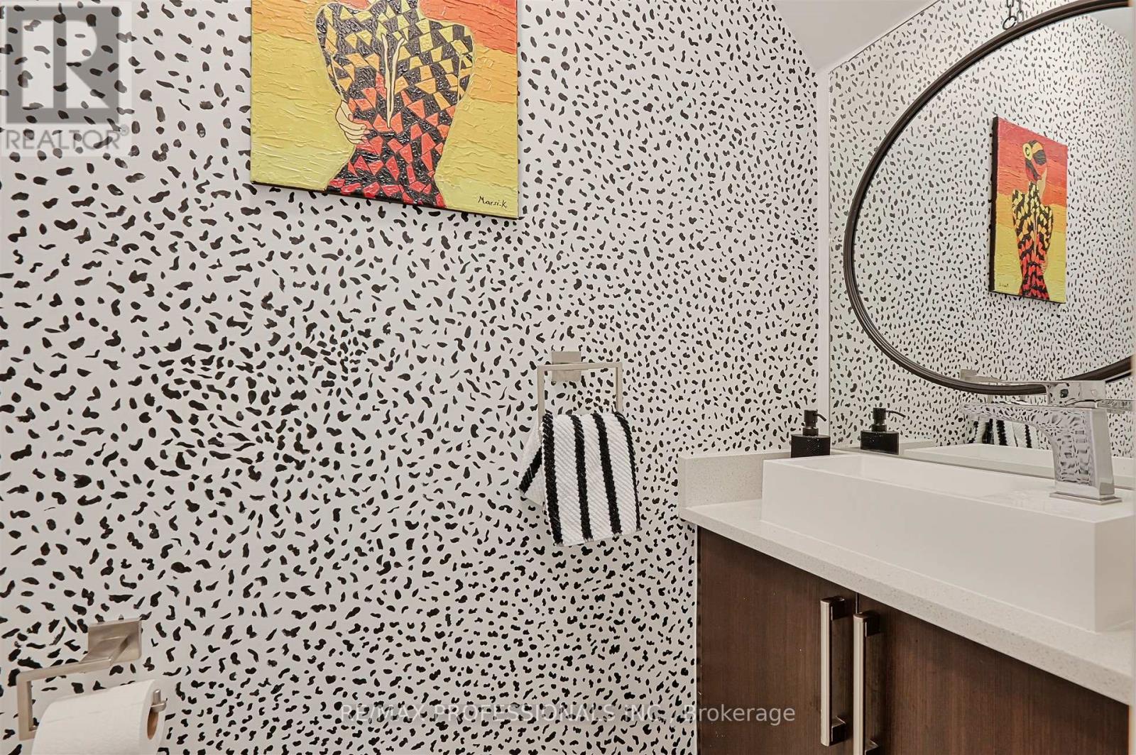 11 Powerhouse Street, Toronto, Ontario  M6H 4K4 - Photo 20 - W12305691