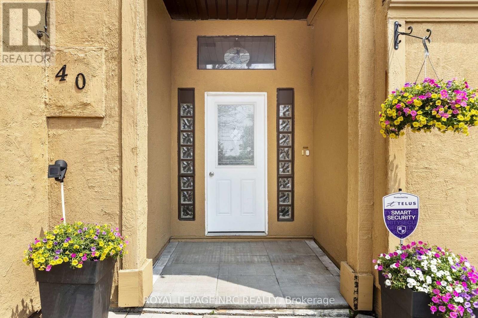 Property at 40 KINGSWAY image 4