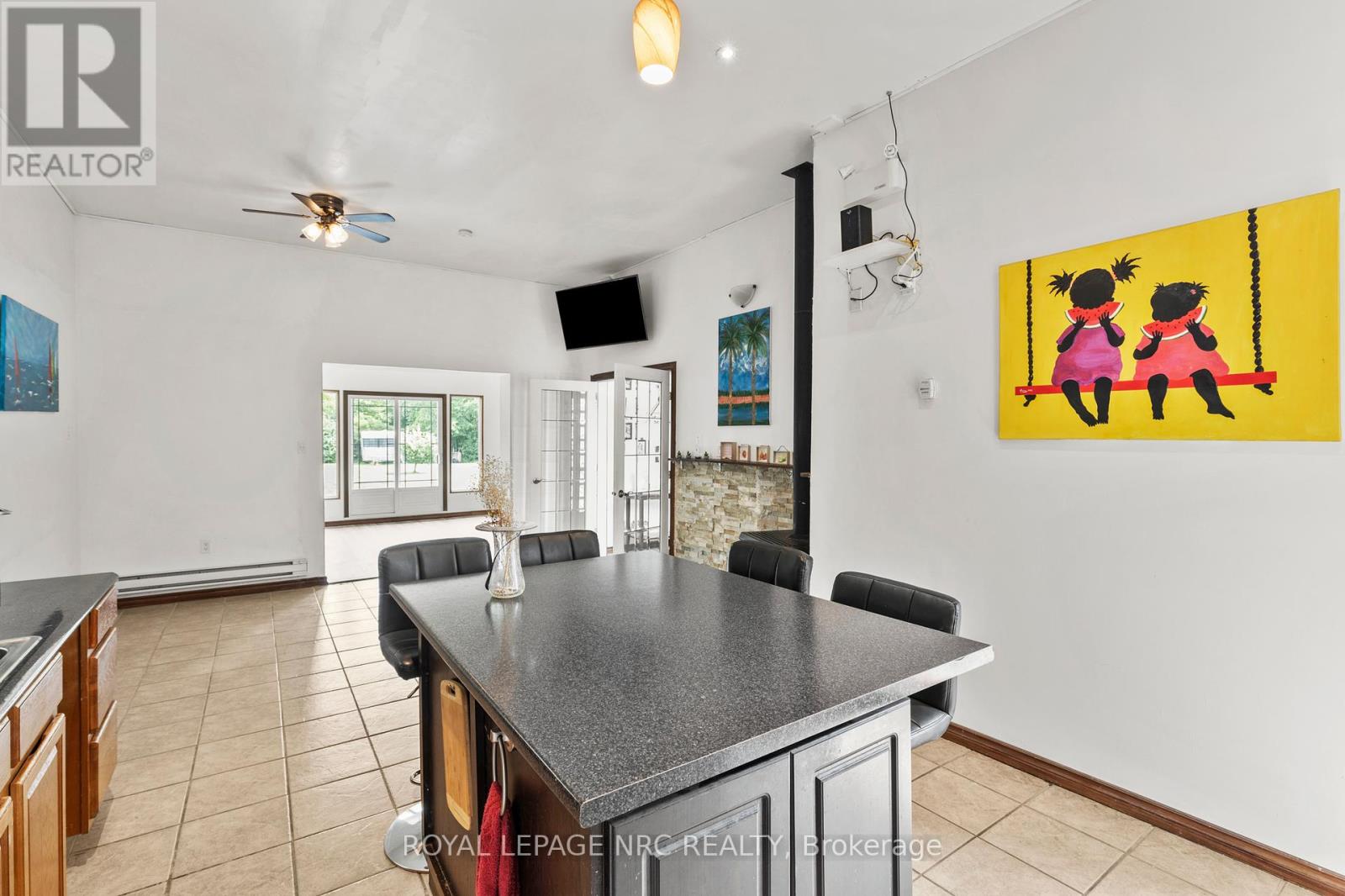 40 Kingsway, Welland, Ontario  L3B 3N8 - Photo 12 - X12278755