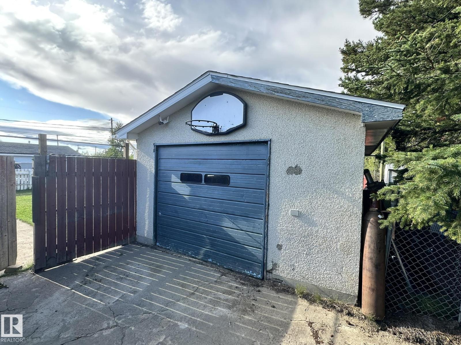 5515 Willock Cr, Swan Hills, Alberta  T0G 2C0 - Photo 3 - E4454209