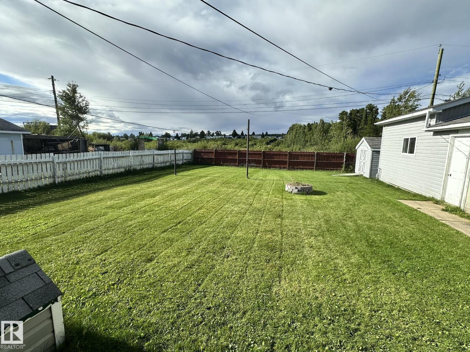 5515 Willock Cr, Swan Hills, Alberta  T0G 2C0 - Photo 7 - E4454209