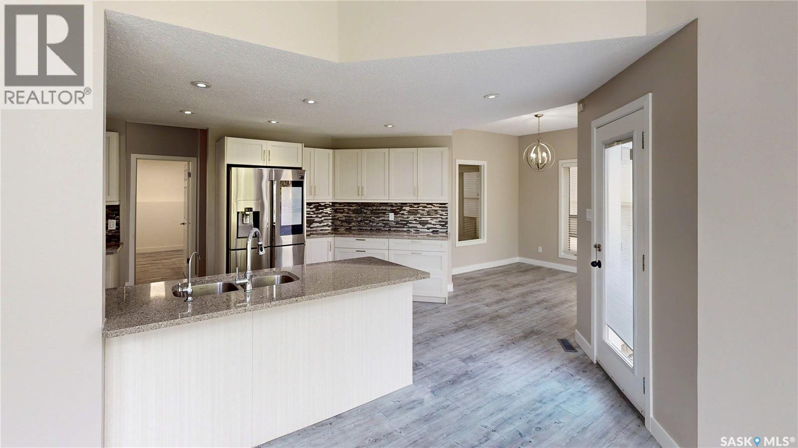 5006 Wascana Vista Court, Regina, Saskatchewan  S4V 2S2 - Photo 12 - SK016282