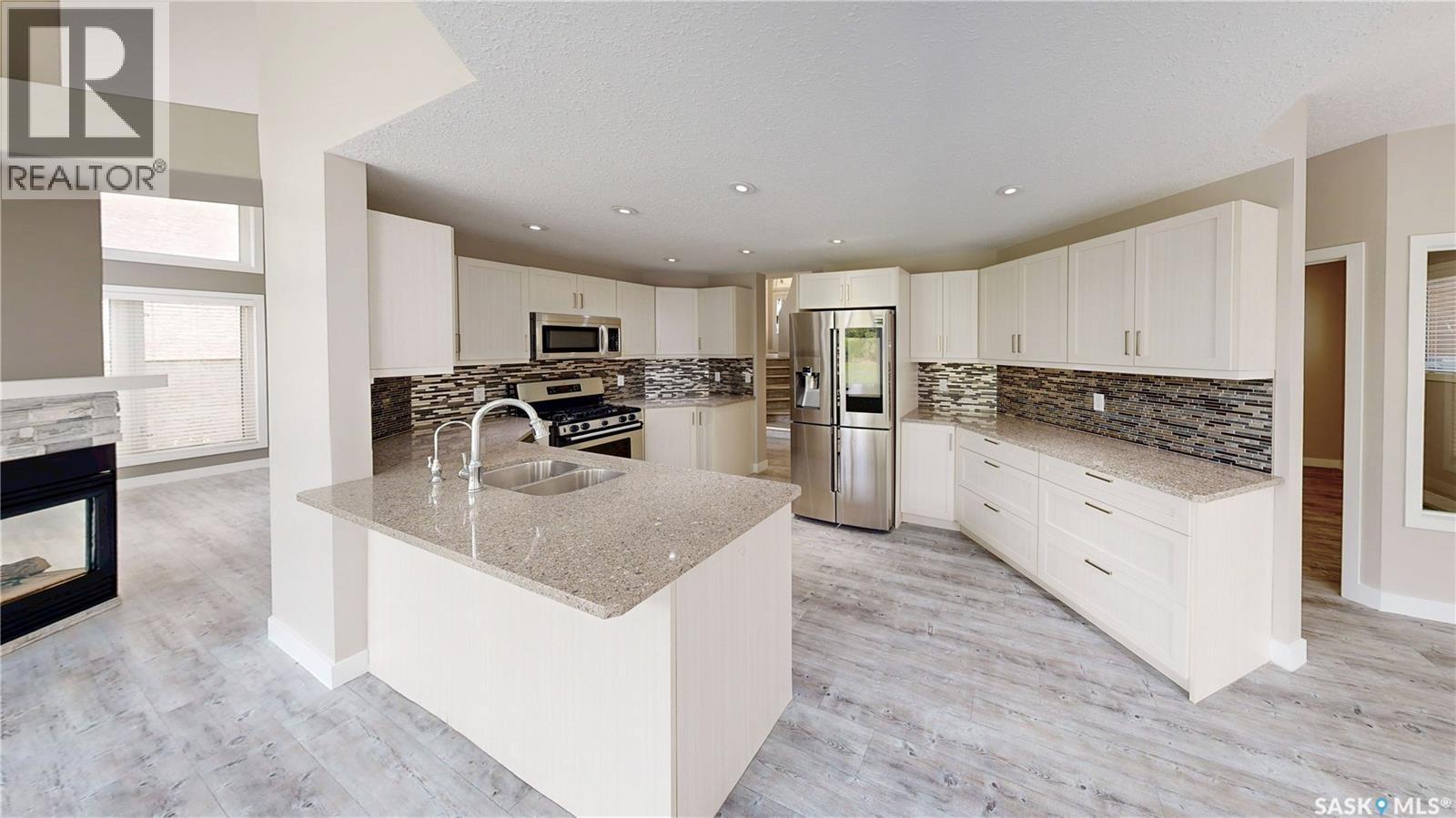 5006 Wascana Vista Court, Regina, Saskatchewan  S4V 2S2 - Photo 13 - SK016282