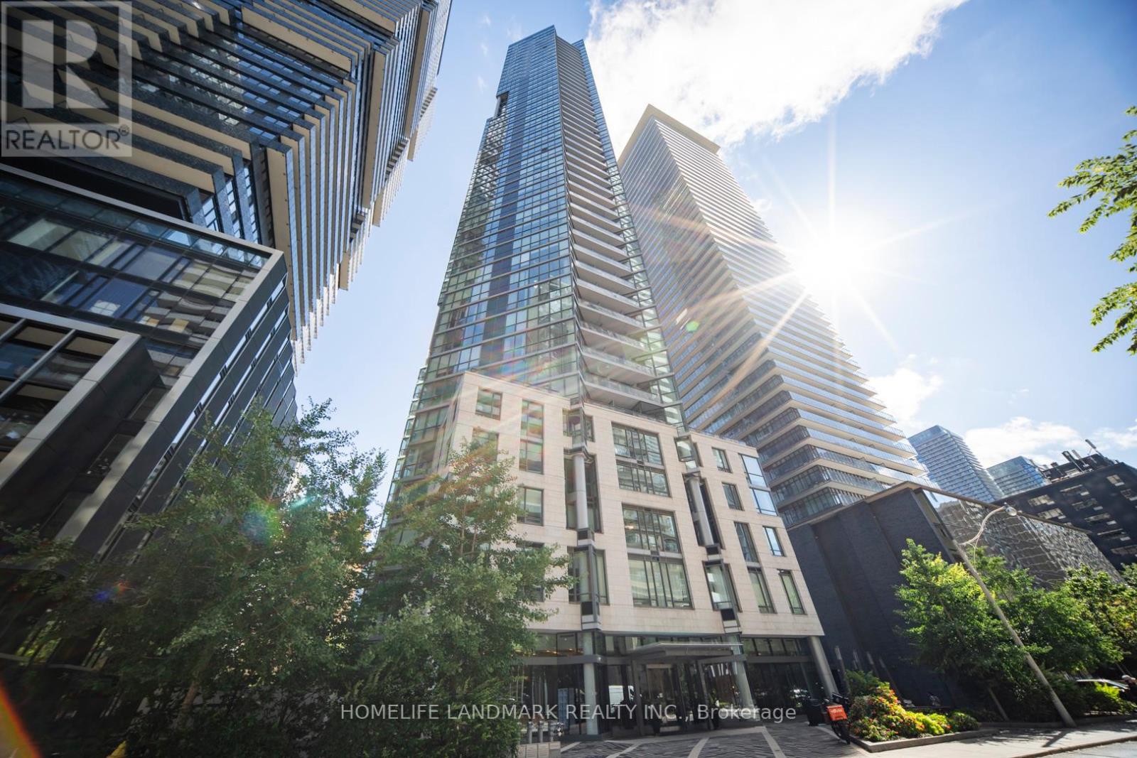 5202 - 45 CHARLES STREET E, Toronto, Ontario
