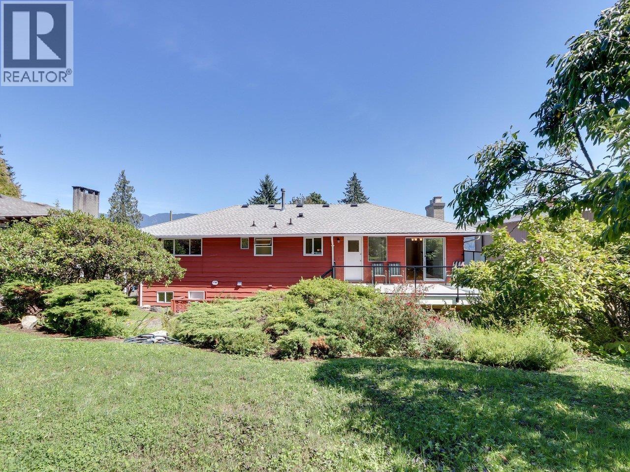 893 Huntingdon Crescent, North Vancouver, British Columbia  V7G 1M4 - Photo 31 - R3039269