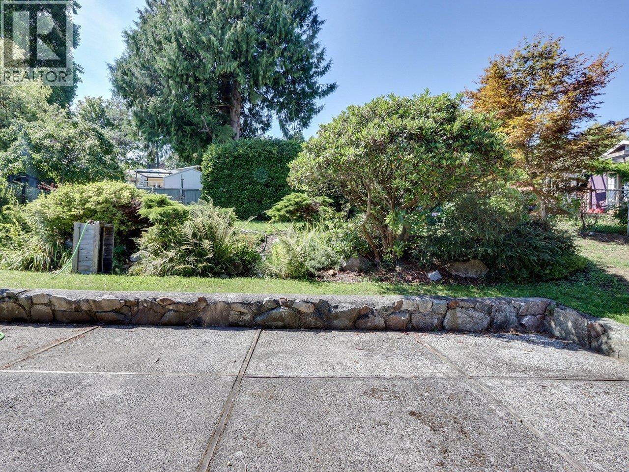 893 Huntingdon Crescent, North Vancouver, British Columbia  V7G 1M4 - Photo 33 - R3039269