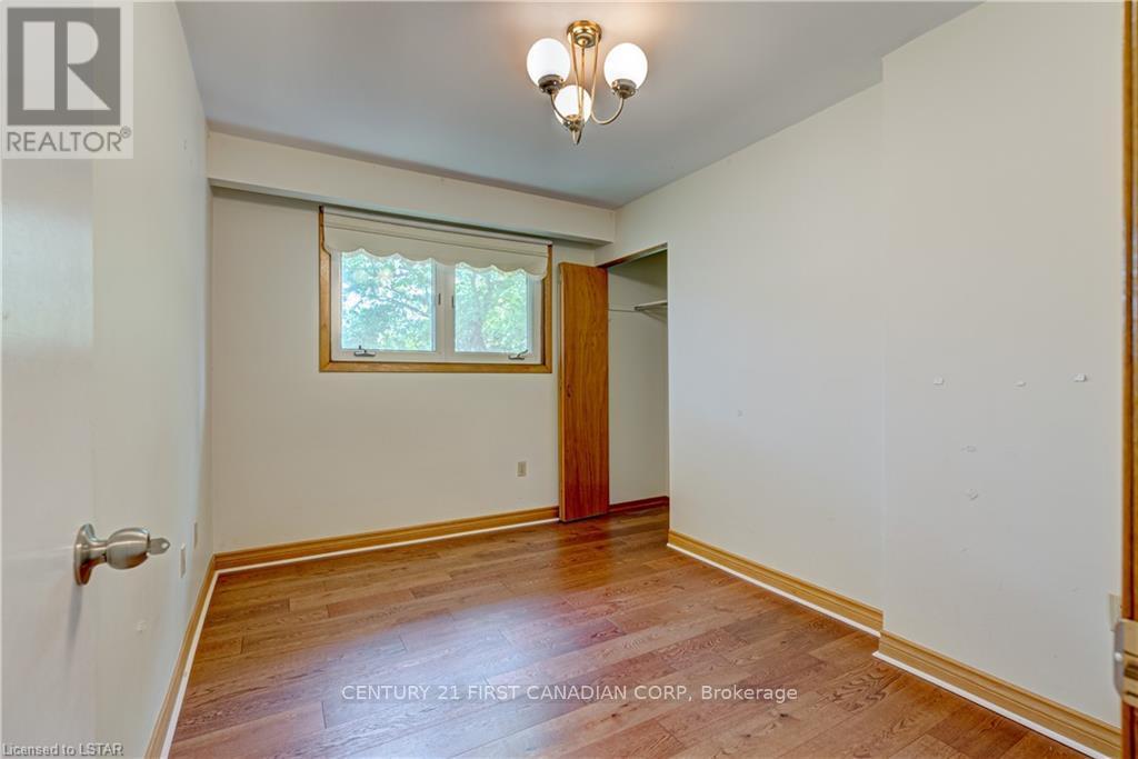 28 Redford Road, London North, Ontario  N5X 3V5 - Photo 23 - X12358752