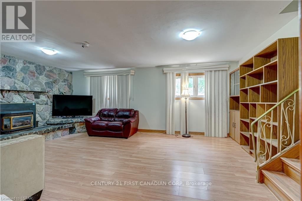 28 Redford Road, London North, Ontario  N5X 3V5 - Photo 27 - X12358752