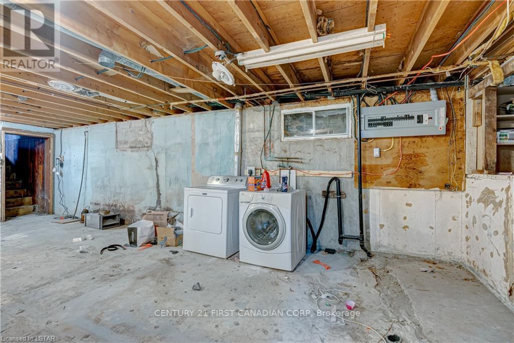 28 Redford Road, London North, Ontario  N5X 3V5 - Photo 35 - X12358752
