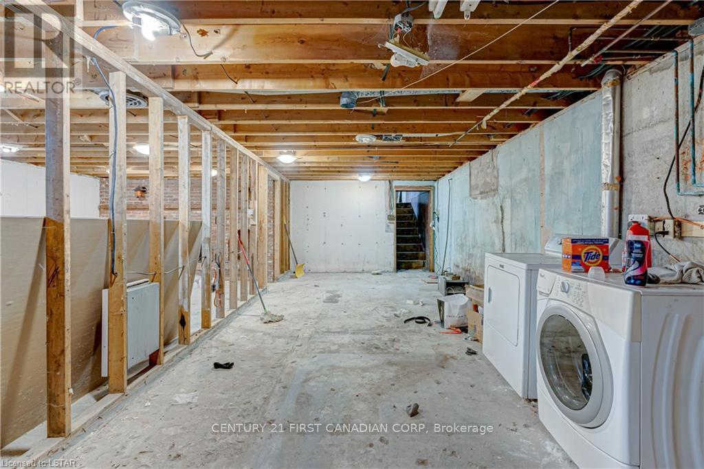 28 Redford Road, London North, Ontario  N5X 3V5 - Photo 36 - X12358752