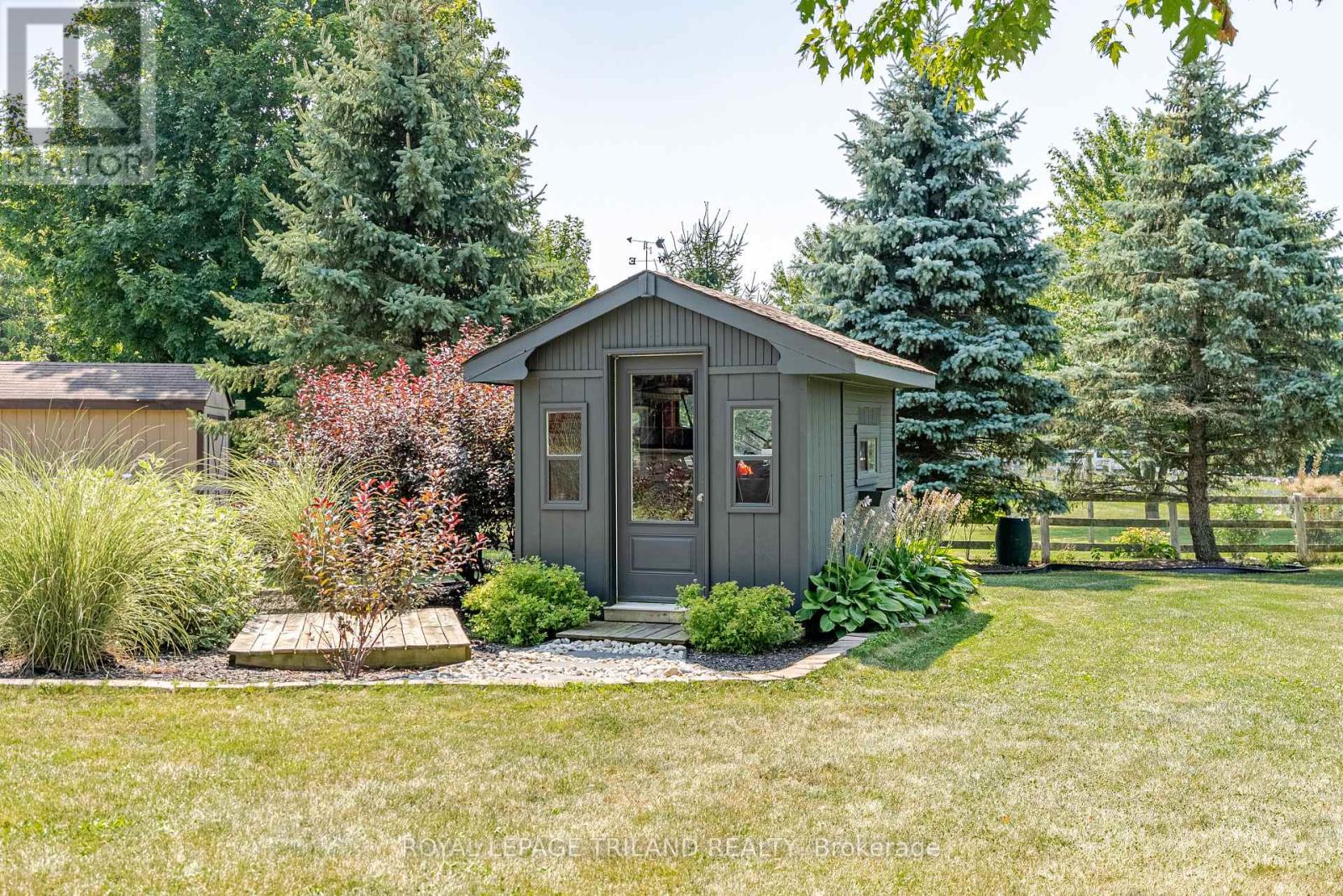 3921 Elgin Road, Thames Centre, Ontario  N0L 1V0 - Photo 38 - X12358816
