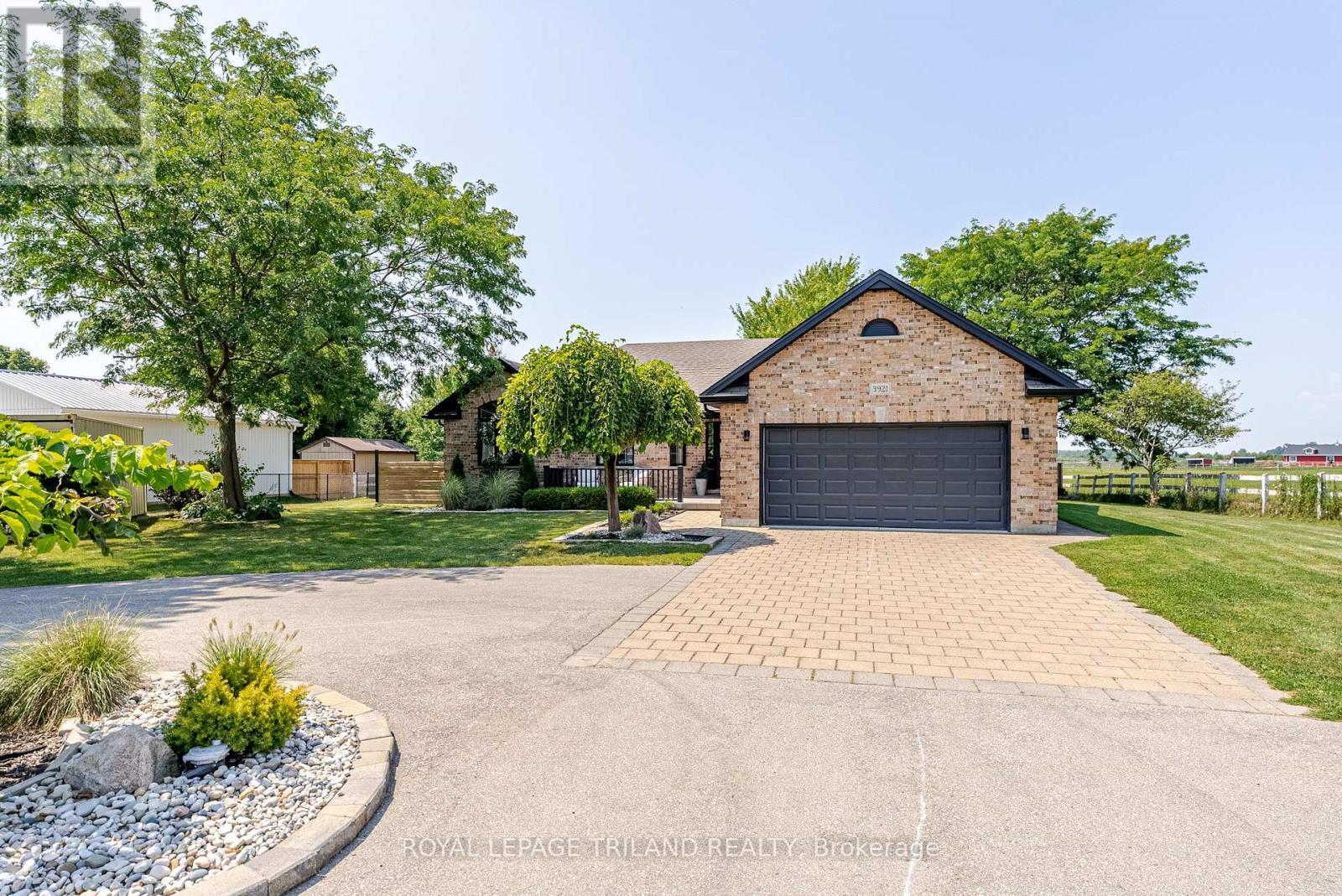 3921 Elgin Road, Thames Centre, Ontario  N0L 1V0 - Photo 6 - X12358816