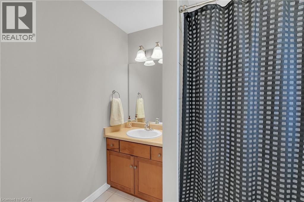 60 Gage Street, Grimsby, Ontario  L3M 5E4 - Photo 39 - 40762440