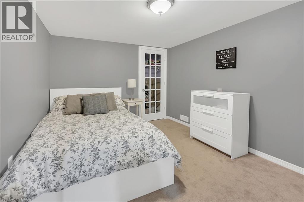 60 Gage Street, Grimsby, Ontario  L3M 5E4 - Photo 46 - 40762440