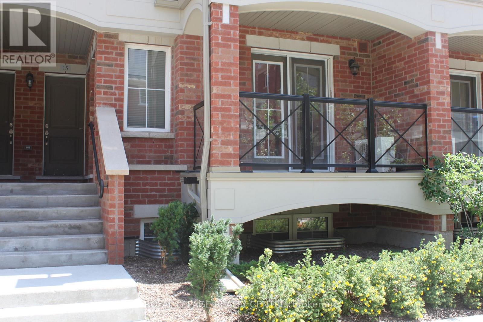 13 - 47 Hays Boulevard, Oakville, Ontario  L6H 0J1 - Photo 1 - W12358665