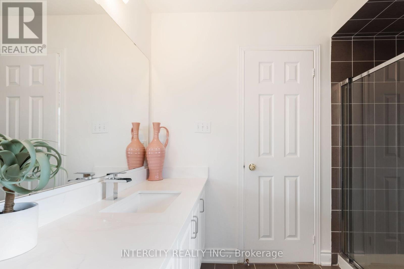 18 Snowshoe Lane, Brampton, Ontario  L6R 0J1 - Photo 29 - W12358668