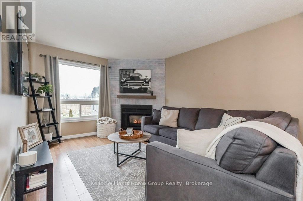 434 Black Street, Centre Wellington, Ontario  N1M 3M3 - Photo 9 - X12358715