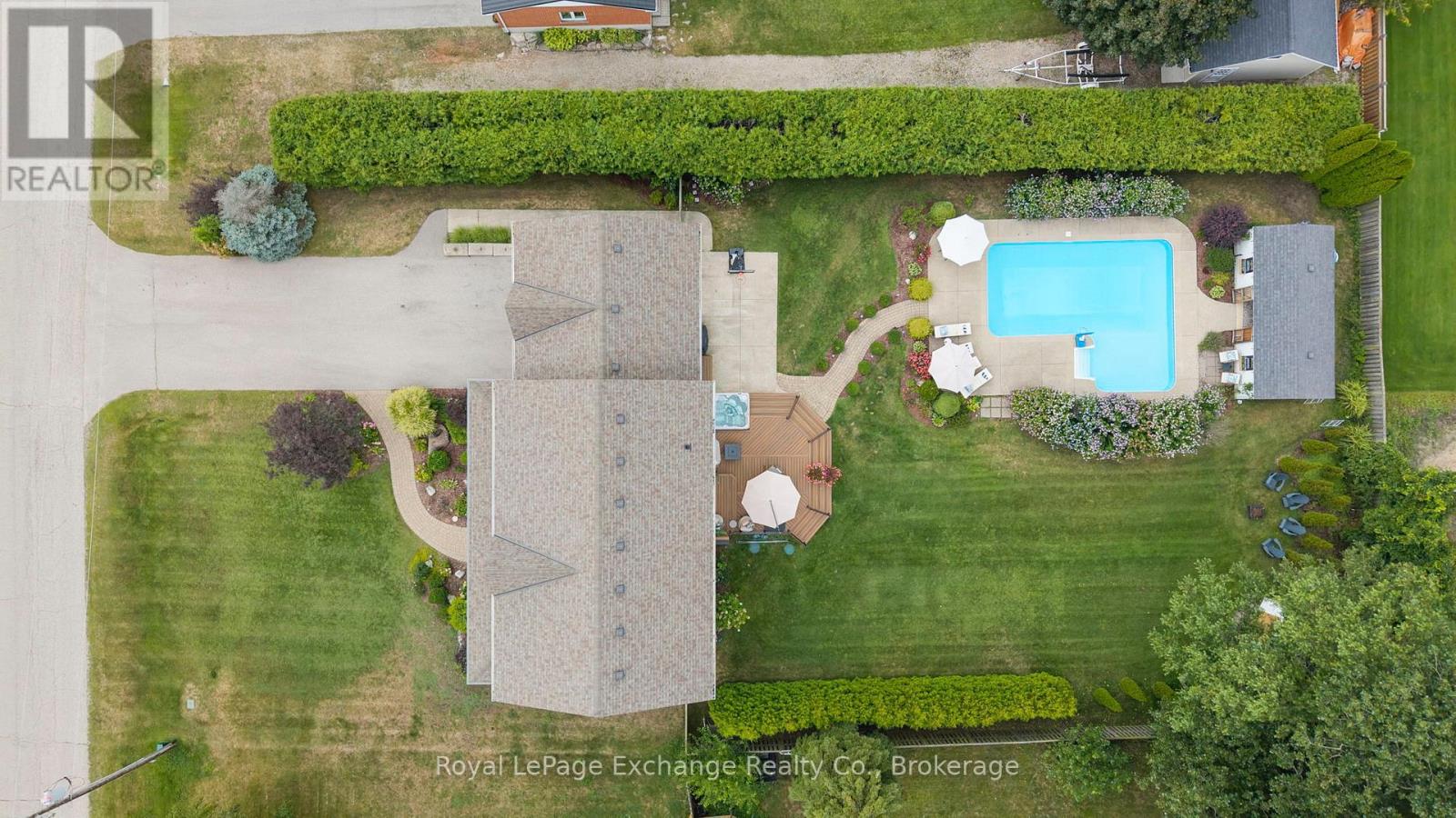 985 Heritage Drive, Huron-Kinloss, Ontario  N2Z 0B9 - Photo 3 - X12358769