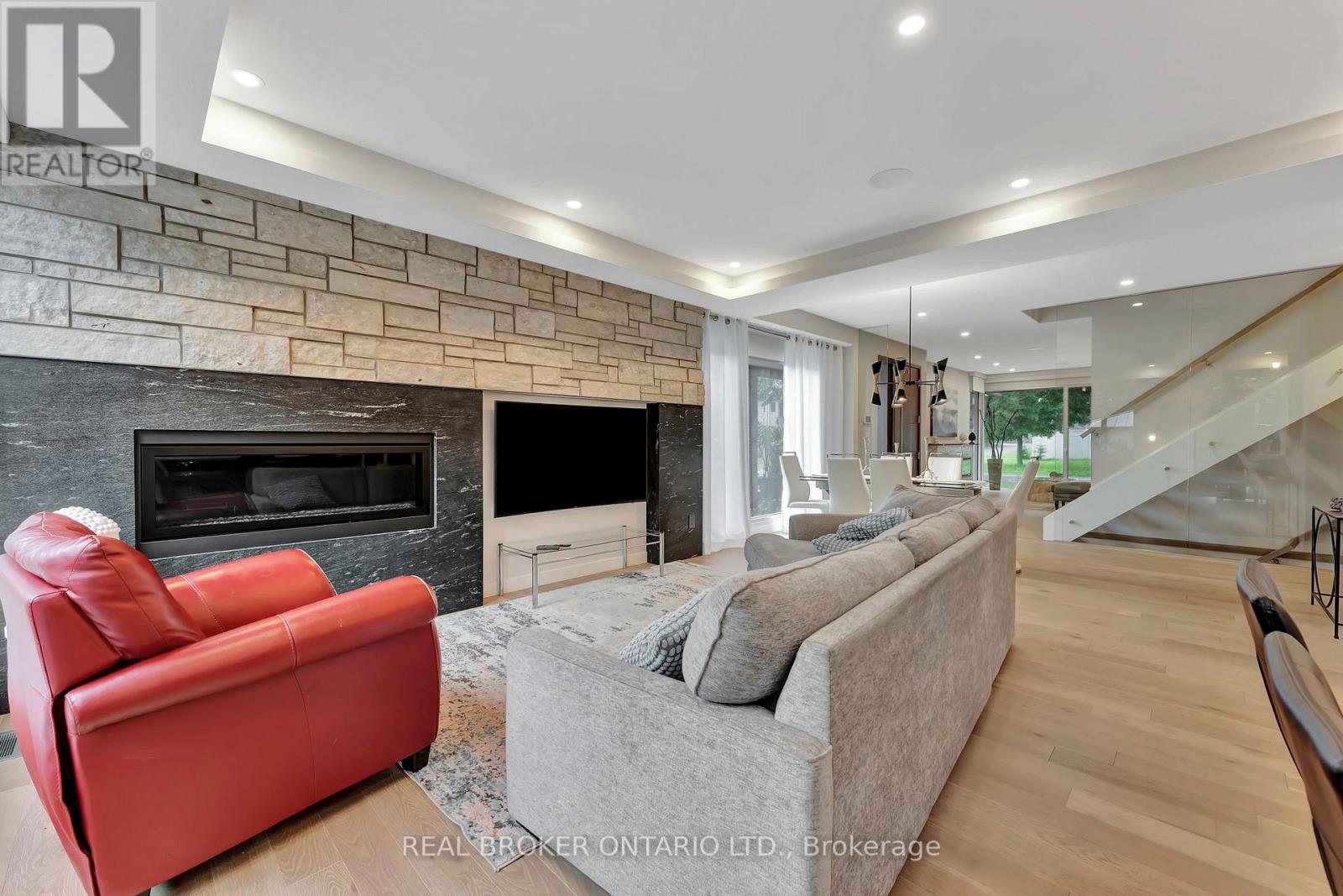 49 Lotta Avenue, Ottawa, Ontario  K2G 2B4 - Photo 15 - X12344713