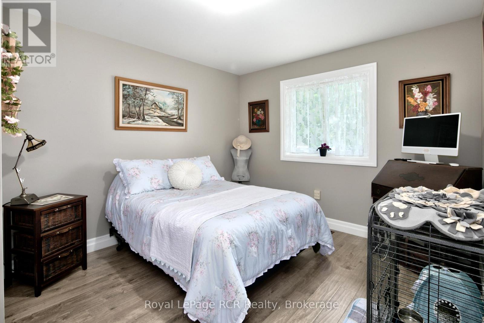 121 Browns Lane, Georgian Bluffs, Ontario  N0H 2K0 - Photo 24 - X12293448
