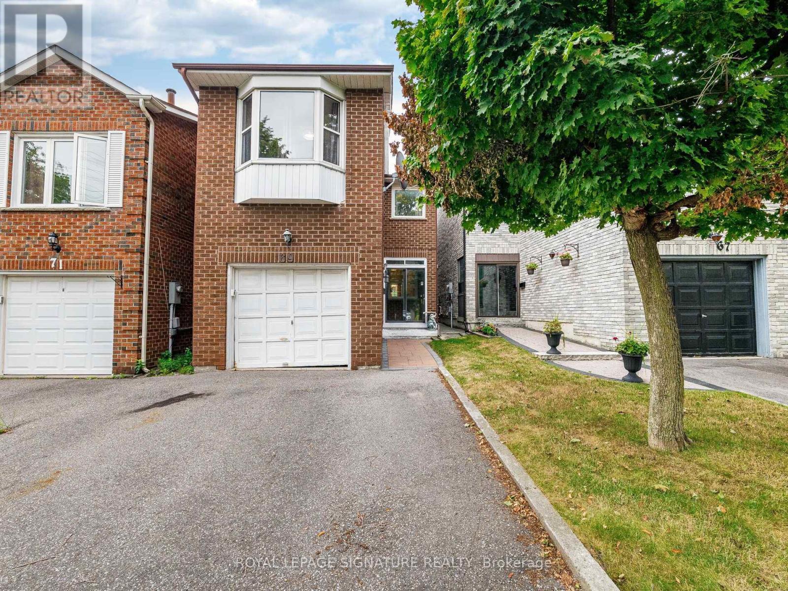 Property at 69 NEW SEABURY DRIVE image 1