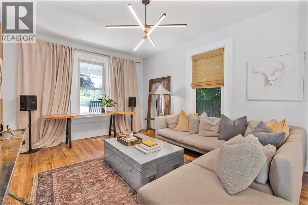 374 Ontario Street, Grimsby, Ontario  L3M 3H5 - Photo 5 - 40761429