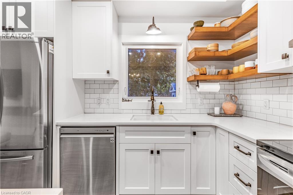 374 Ontario Street, Grimsby, Ontario  L3M 3H5 - Photo 8 - 40761429