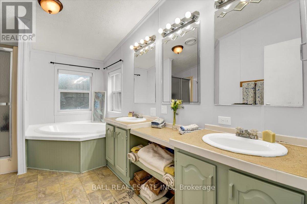 5005 Loop Road, Highlands East, Ontario  K0L 2A0 - Photo 14 - X12358875