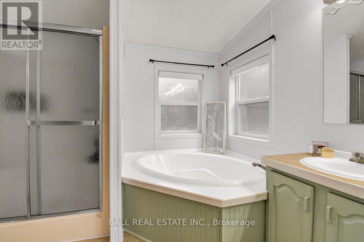 5005 Loop Road, Highlands East, Ontario  K0L 2A0 - Photo 15 - X12358875